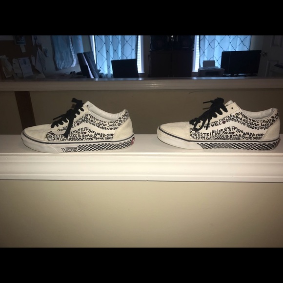 2 vans , red high tops and DIY vans - Picture 1 of 8